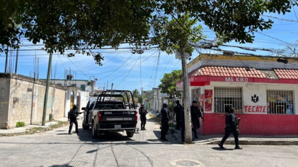 Disparan contra un negocio en la SM 67 de Cancún