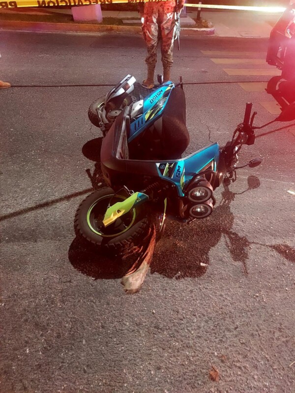 Motociclista pierde la vida tras chocar en el bulevar Kukulcán; los hechos se registraron la madrugada de este jueves a la altura de la entrada de Puerto Cancún.