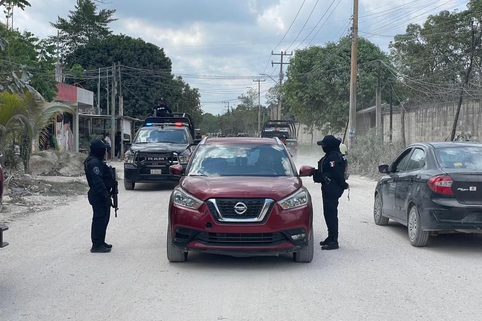 Patrullajes y filtros de revisión contra la delincuencia en colonias como Avante y Tres Reyes; las autoridades buscan detectar conductas ilícitas.