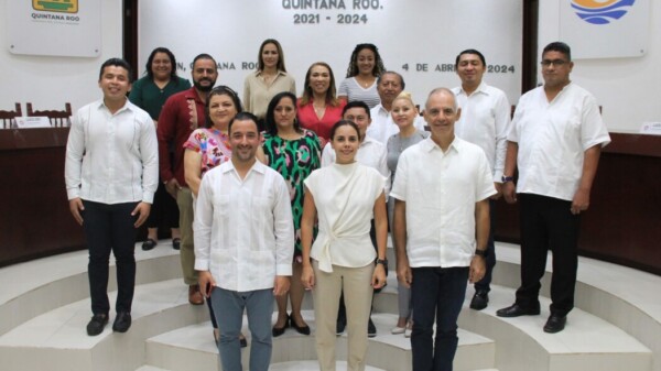 Dan licencia para separarse del cargo a la alcaldesa de Cancún, Ana Paty Peralta