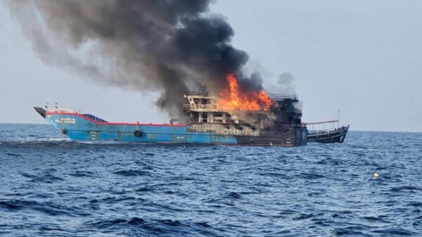 Se incendia un ferry en Tailandia
