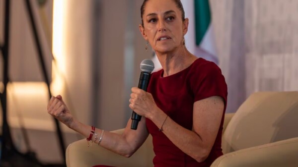 “INE quien debe seleccionar las preguntas, no los moderadores”