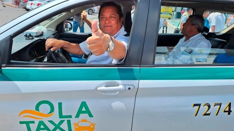 Lanza sindicato su plataforma digital Ola Taxi en Cancún