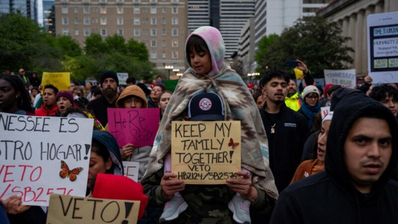 Aprueban Iowa y Tennessee ley antimigrante; en vigor en julio