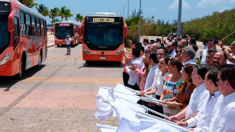 Se renueva parque vehicular de Cancún con 100 unidades modernas de transporte público