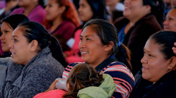Gobierno del Estado institucionaliza programas sociales para las mujeres y niñas quintanarroenses