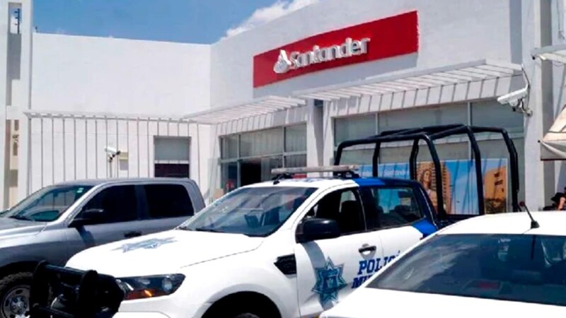 Ladrones hackean caja fuerte de banco y roban mas de 2 MDP en Guanajuato