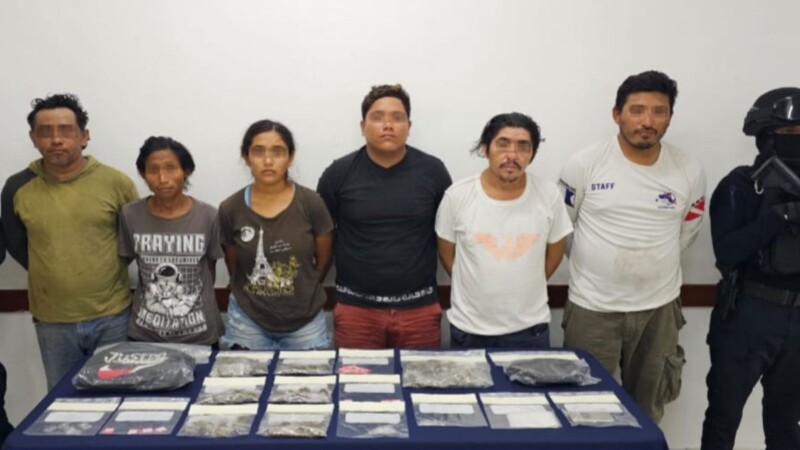 Detienen a seis con drogas en la isla de Cozumel