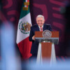 “Habrá continuidad con cambio”, confía AMLO