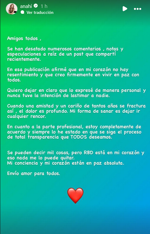 Anahí responde a haters tras felicitar a exmánager acusado de defraudar a RBD