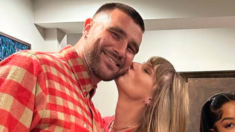 Aseguran que Travis Kelce y Taylor Swift 'beben mucho'