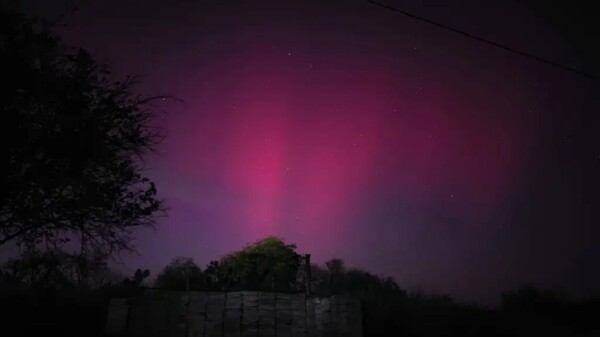 Tormenta solar ‘pinta’ con auroras boreales a México