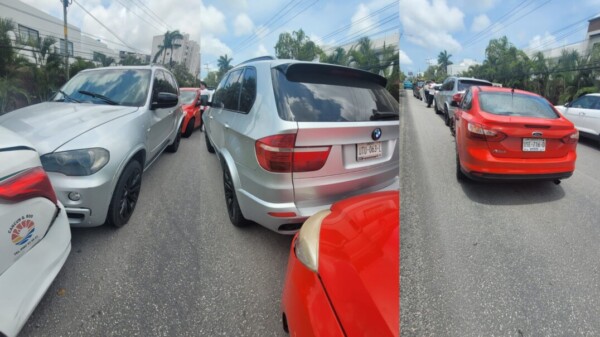 Choque por alcance entre dos vehículos en Cancún