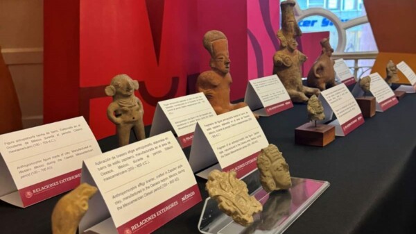 Familia en EU devuelve patrimonio arqueológico a México