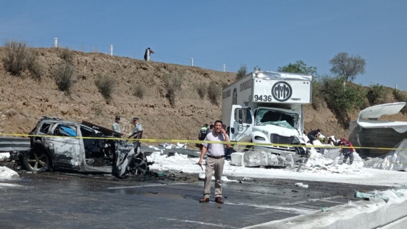 Carambola en la autopista México-Puebla deja un muerto y 5 heridos