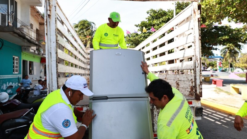 Convoca gobierno de Isla Mujeres a participar en descacharrización