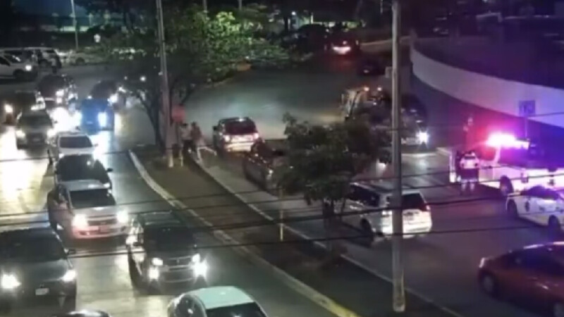 Separan de su cargo a elemento de Tránsito que golpeó a ciudadano