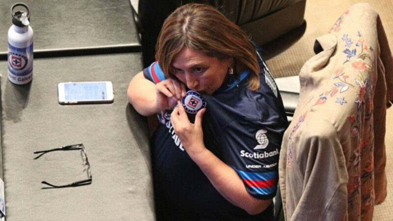 Es más fácil que yo gane que Cruz Azul al América: Xóchitl