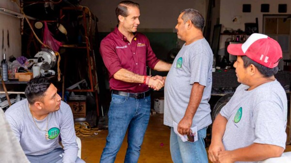 Las colonias Ejido y Guerra de Castas tendrán justicia social: Diego Castañón