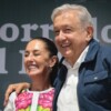 Felicita AMLO a Sheinbaum por su cumpleaños