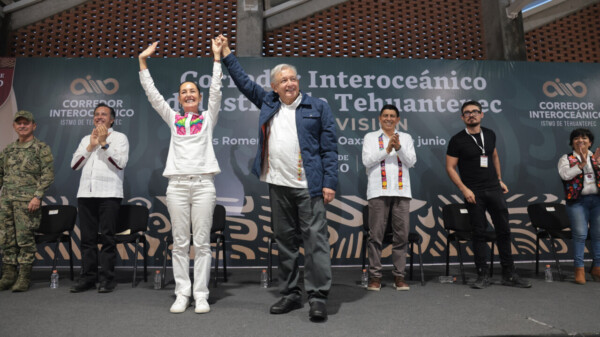 “Será una transición tersa, sin contratiempos”, augura AMLO