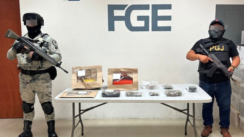 Aseguran droga en cateo a domicilio en Playa del Carmen