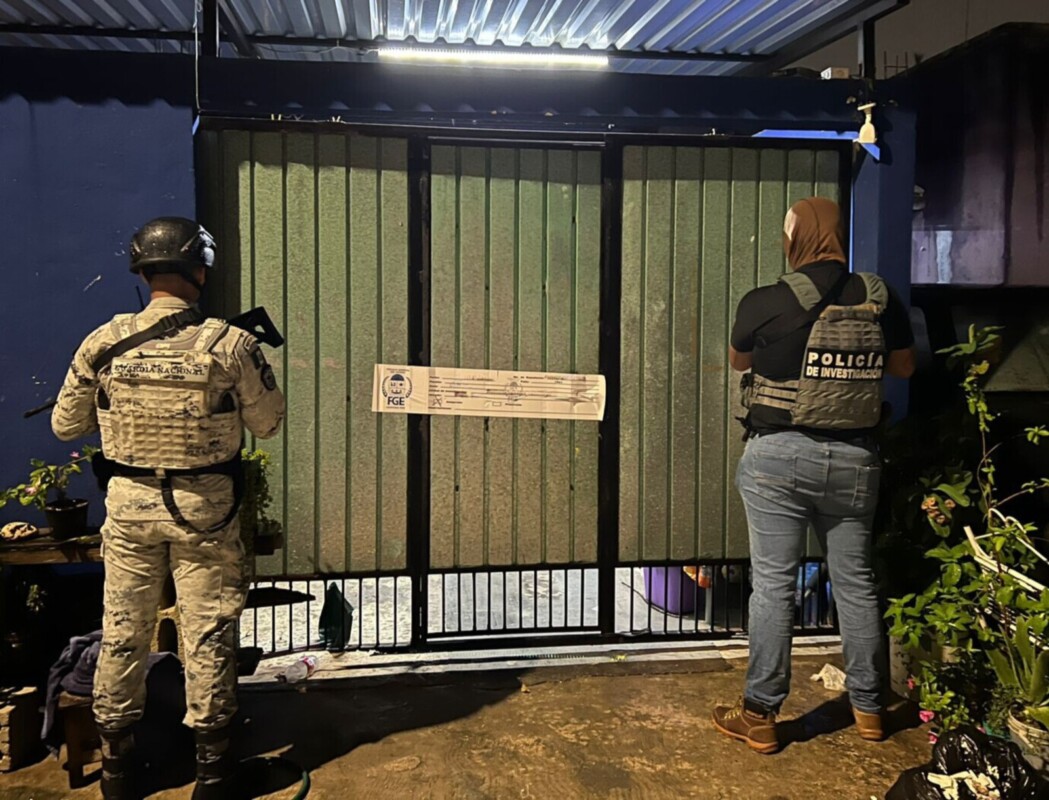 Aseguran droga en cateo a domicilio en Playa del Carmen; como parte del mandamiento judicial fue asegurado un inmueble en la colonia El Petén.