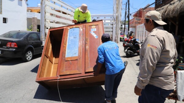 Invitan a isleños a participar en jornada de descacharrización en la colonia La Gloria