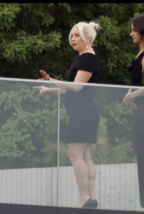 Lady Gaga aclara especulaciones de embarazo