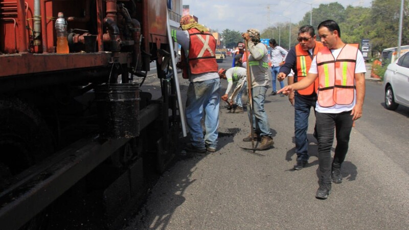 Lleva 95% de rehabilitación de pavimento asfáltico en avenida Cancún: Pablo Gutiérrez