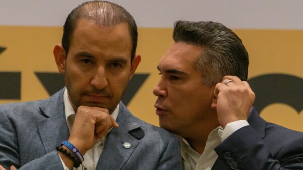 Marko Cortés y Alito Moreno se aferran a sus dirigencias