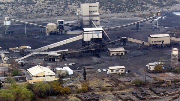 Hallan restos de 13 a 16 mineros muertos en Pasta de Conchos