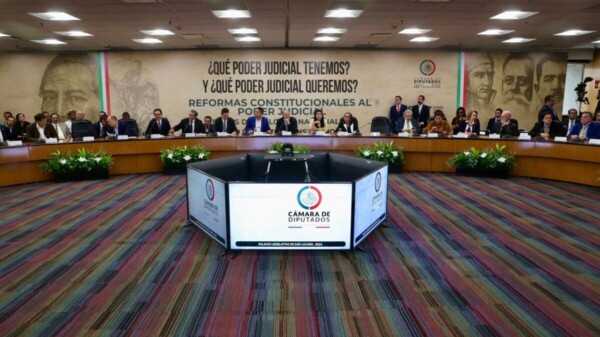 AMLO abierto a relevo gradual en Poder Judicial, sin dilaciones