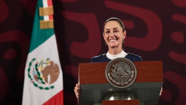 Acuerdan AMLO y Sheinbaum cinco reformas prioritarias