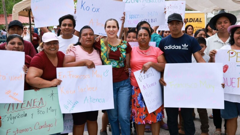 Atenea Gómez Ricalde celebra triunfo con las familias de los poblados de Zona Agrícola y Francisco May