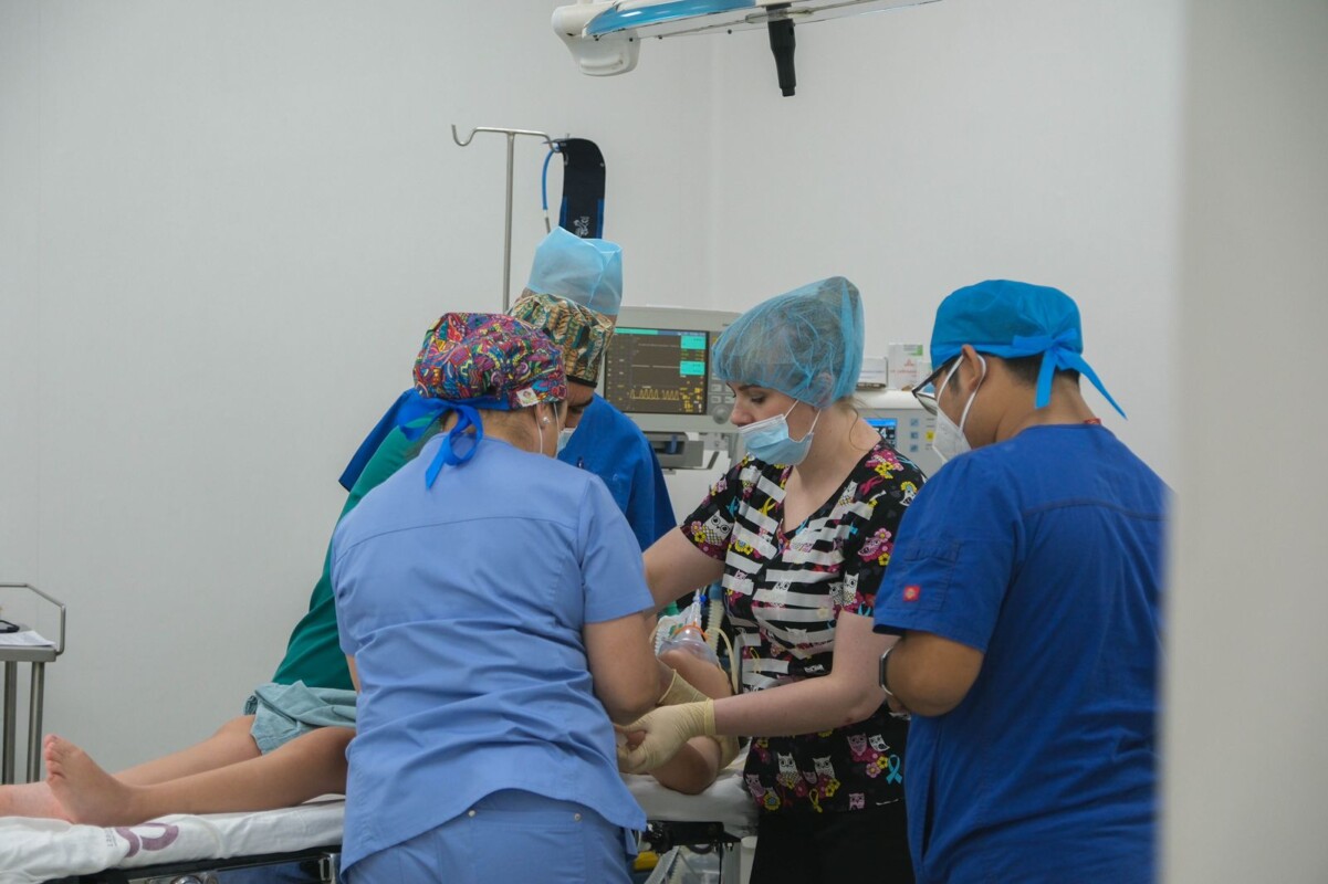 Este esfuerzo conjunto permitió que menores de escasos recursos con parálisis cerebral espástica sean intervenidos con equipo médico de Federación Rusa.