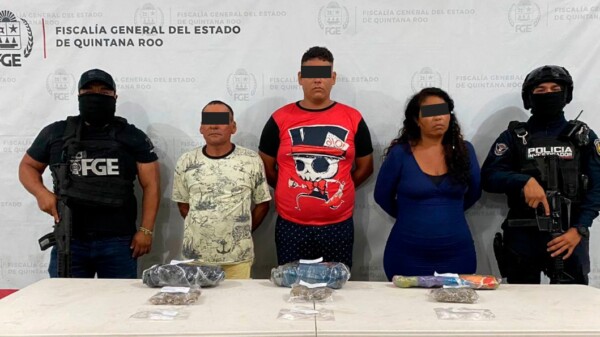 Capturan a 24 narcomenudistas en las playas de la Zona Hotelera de Cancún