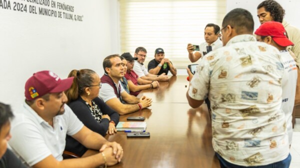 Diego Castañón ratifica apoyo total a familias de Tulum por inclemencias del tiempo
