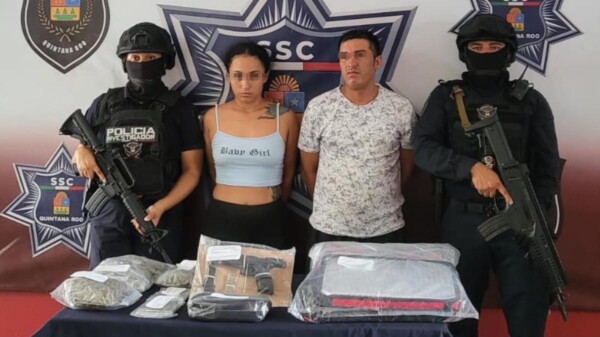 Aseguran a pareja de narcomenudistas en la Supermanzana 71 de Cancún