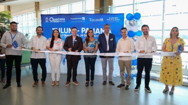 Recibe Mara Lezama primer vuelo de Copa Airlines, conectará Tulum con Hub de las Américas, Panamá