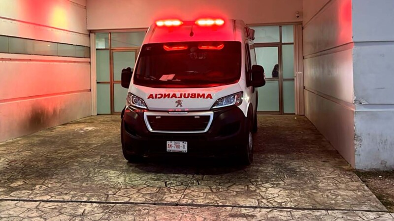 Balean a hombre en la carretera Cancún-Puerto Morelos