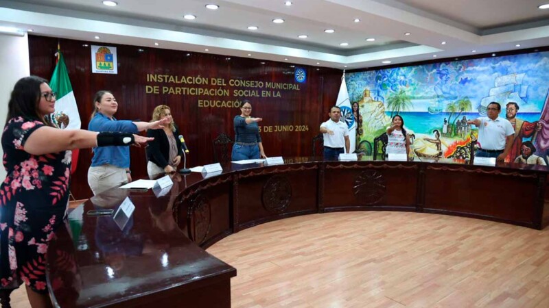 Instalan y toman protesta al Consejo Municipal de Participación Social en la Educación