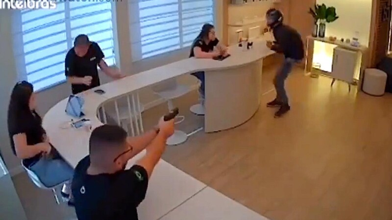 Ladrón es repelido a balazos por dueño de tienda