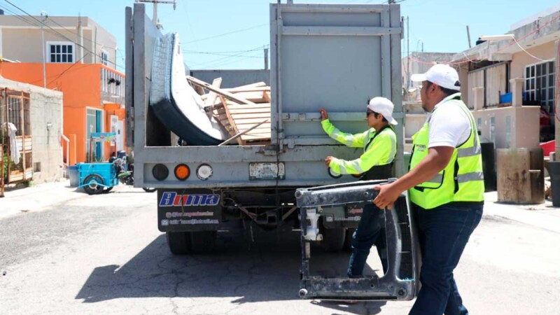 Gobierno Municipal de Isla Mujeres continúa con el Programa Permanente de Descaharrización para combatir el dengue