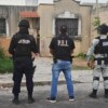 Aseguran droga, arma y cartuchos durante cateos en Valladolid, Yucatán