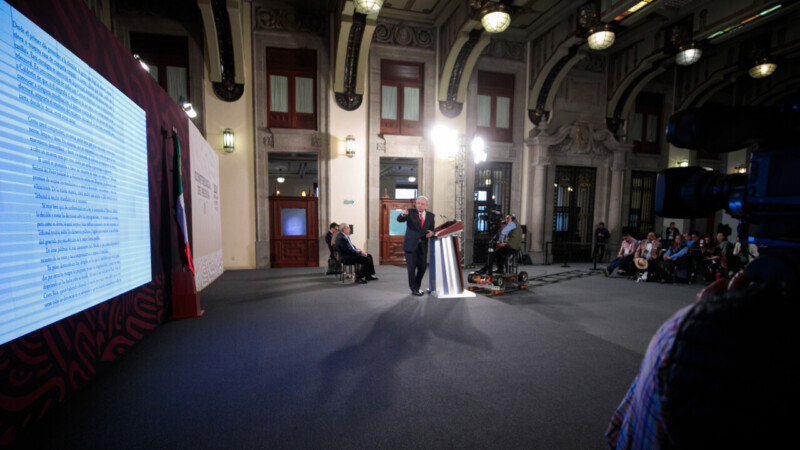 Critica AMLO a Calderón y Fox, “ahora son demócratas”