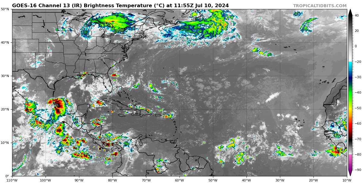 Pronóstico del clima en Quintana Roo para hoy miércoles 10 de julio 2024; cielo medio nublado con chubascos y descargas eléctricas.