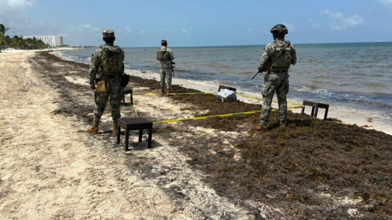 Aseguran paquete con 22 kilos de cocaína en playa del Puerto Morelos