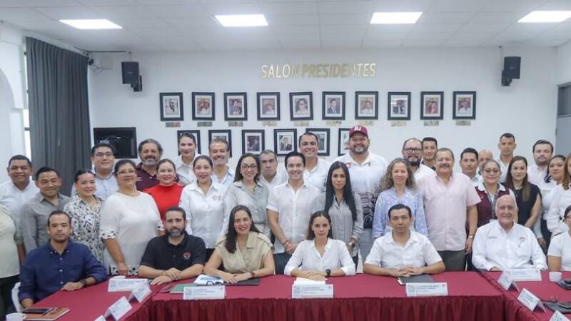 Establece Ana Paty Peralta línea de trabajo para garantizar el bienestar de los cancunenses