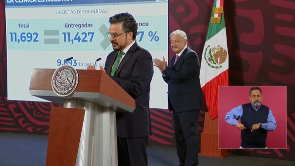 Violencia en regiones complica contratación de médicos: AMLO